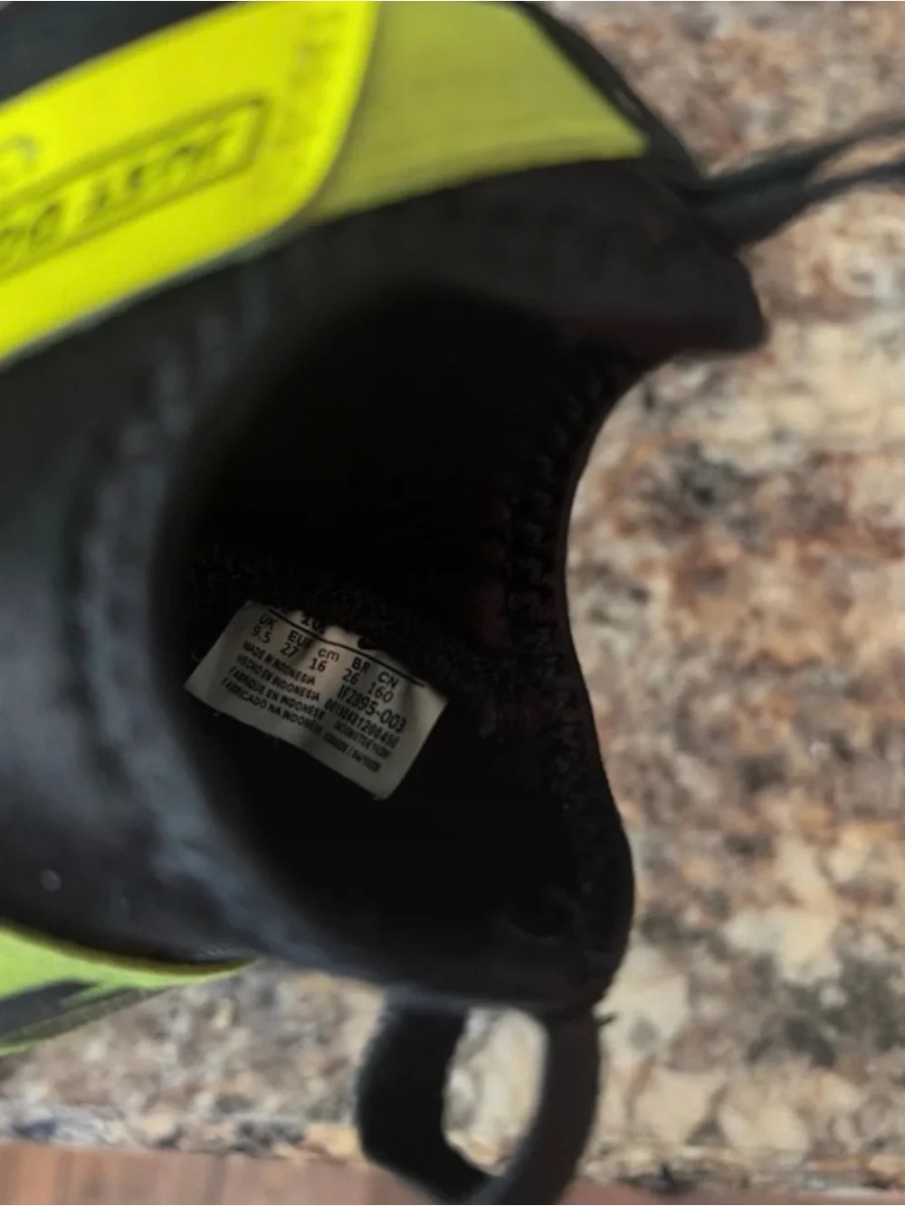 Nike Kids Black & Neon Yellow Slip-On Sneakers